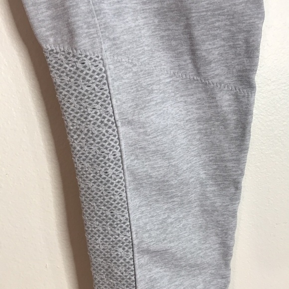 - Fabletics Sync High Waist Perforated Compression Heathered light Gray leggings - Picture 5 of 12